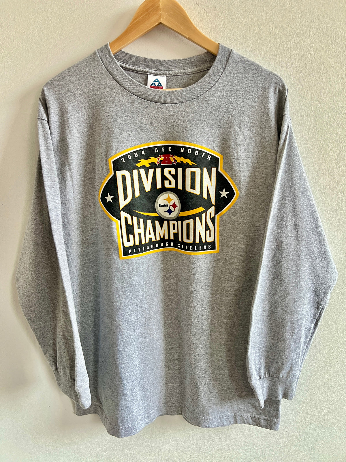 Vintage Pittsburgh Steelers Division Champions ’04 Long-Sleeve T-Shirt – L