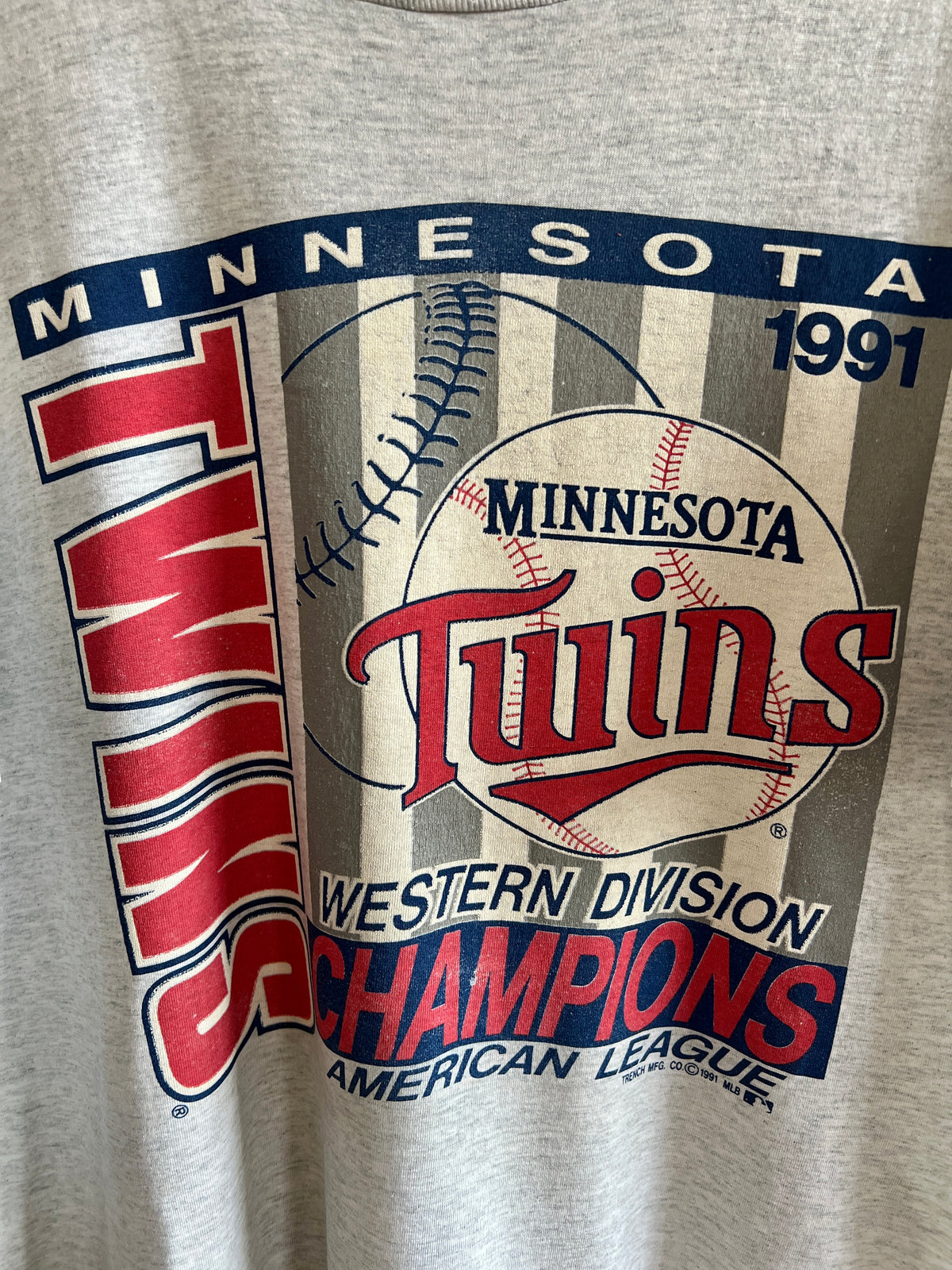 Vintage Minnesota Twins Western Division Champions ’91 Lightweight T-Shirt – XL