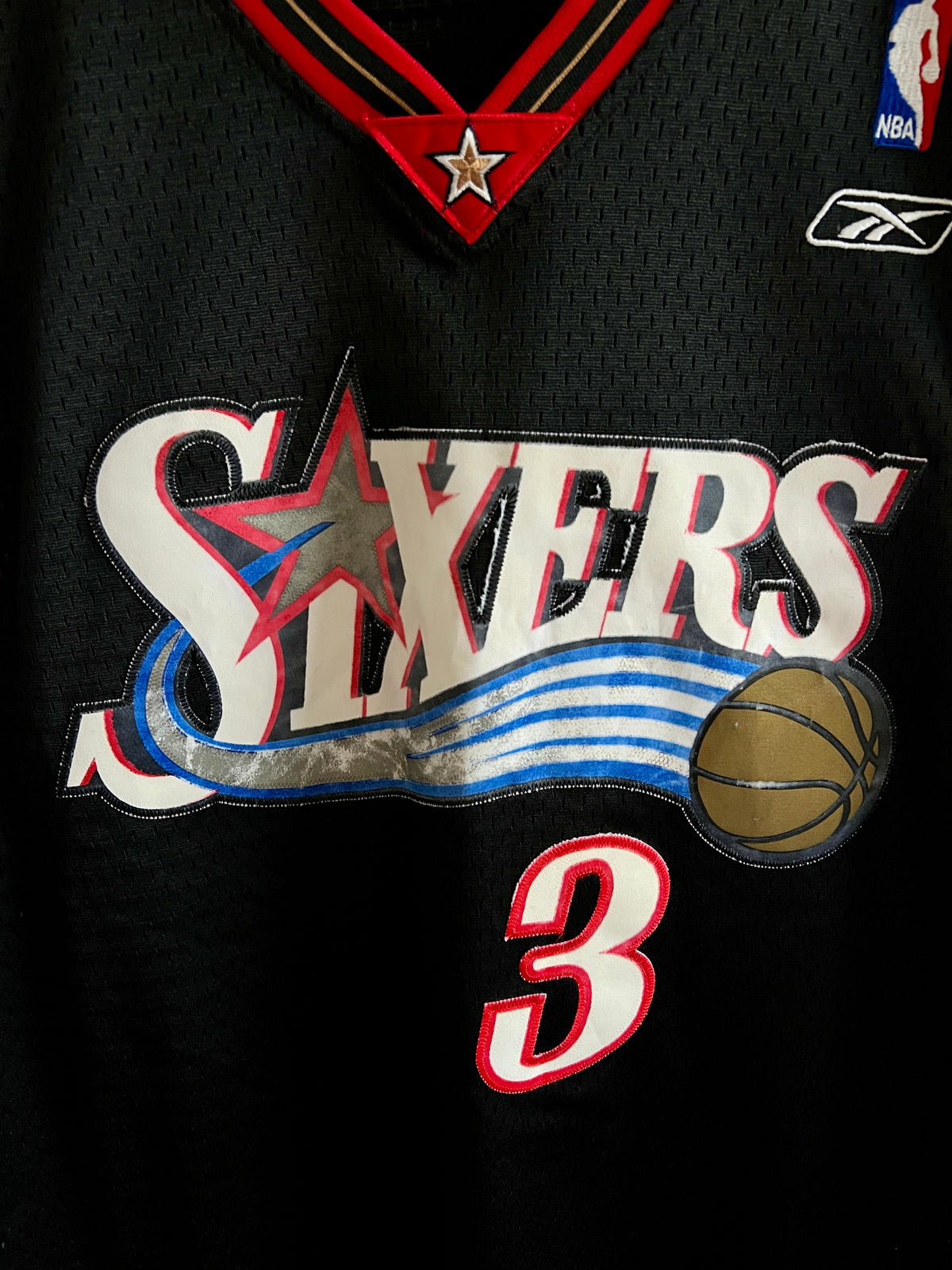 Vintage Allen Iverson Philadelphia 76ers ’00s Jersey – XL
