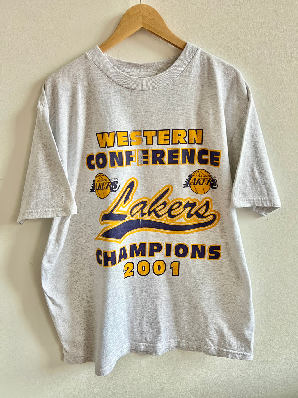 Vintage Los Angeles Lakers Western Conference Champions ’01 T-Shirt – XL