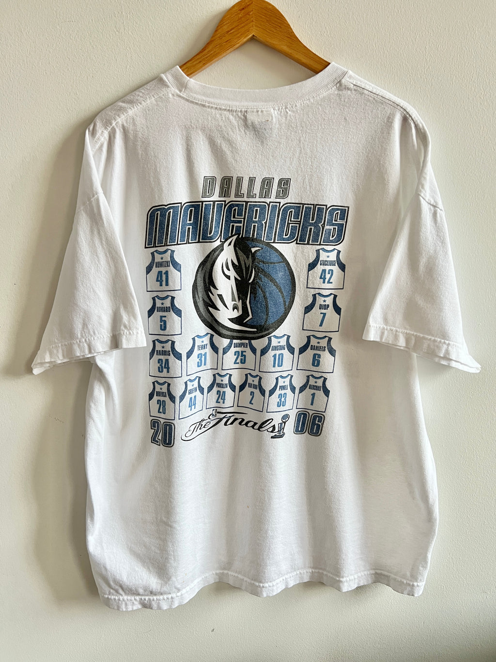 Vintage Dallas Mavericks Western Conference Champions ’06 T-Shirt – XL/XXL