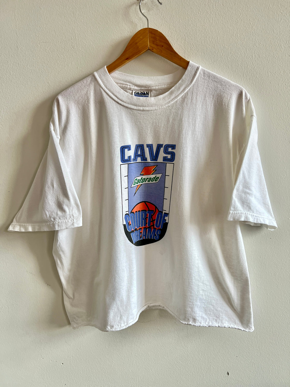 Vintage Cleveland Cavaliers Gatorade ’90s Cropped T-Shirt – XL
