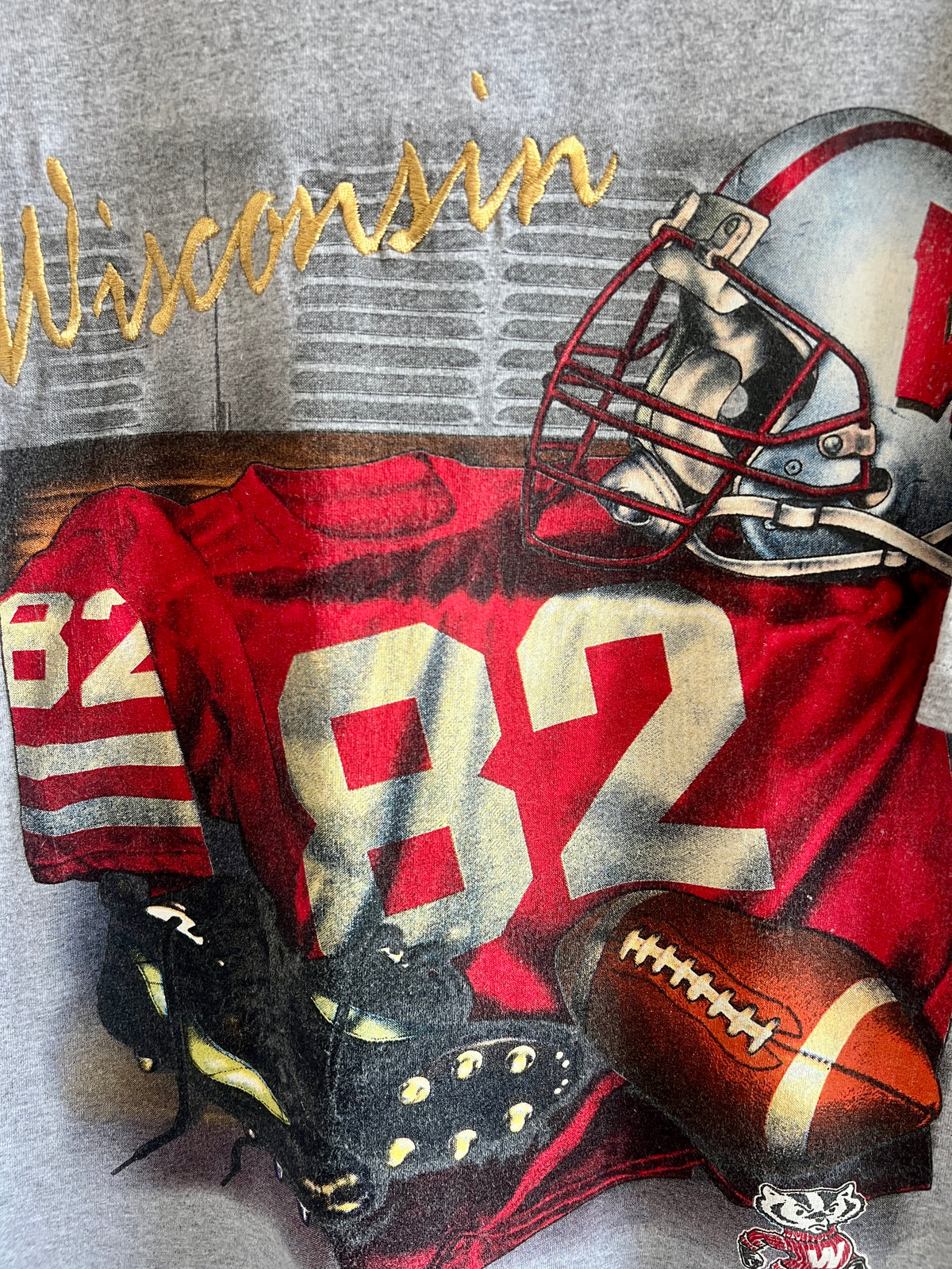 Vintage University of Wisconsin Football ’90s T-Shirt – XL