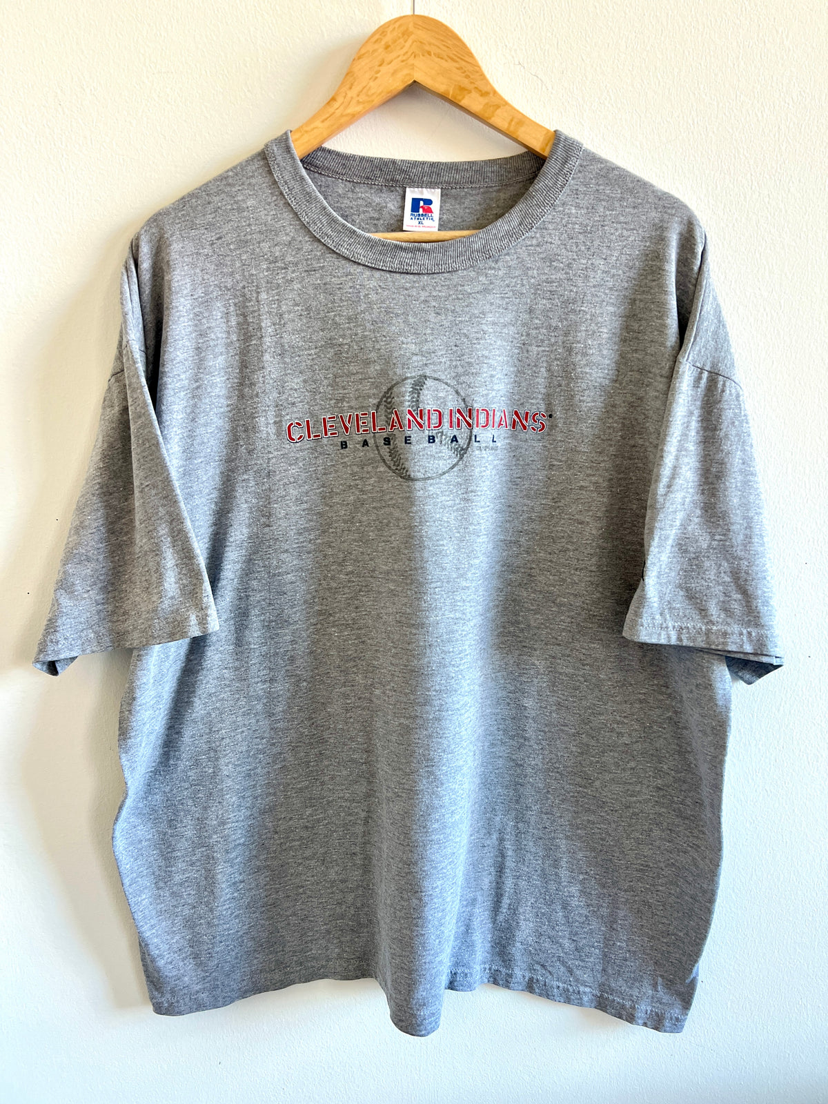 Vintage Cleveland Indians ’02 T-Shirt – XL