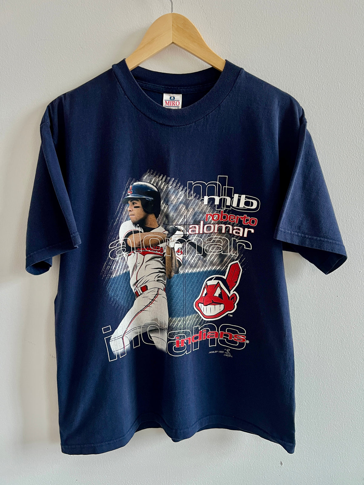 Vintage Cleveland Indians Roberto Alomar ’99 T-Shirt – L
