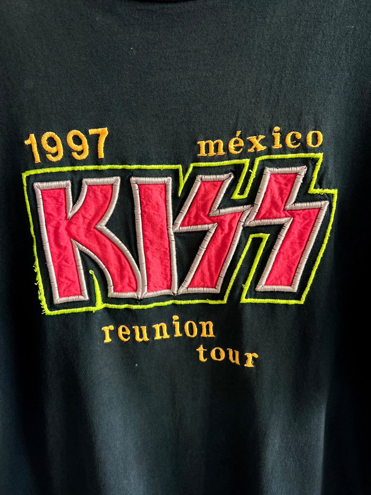 Vintage KISS Mexico Reunion Tour ’97 T-Shirt – L/XL