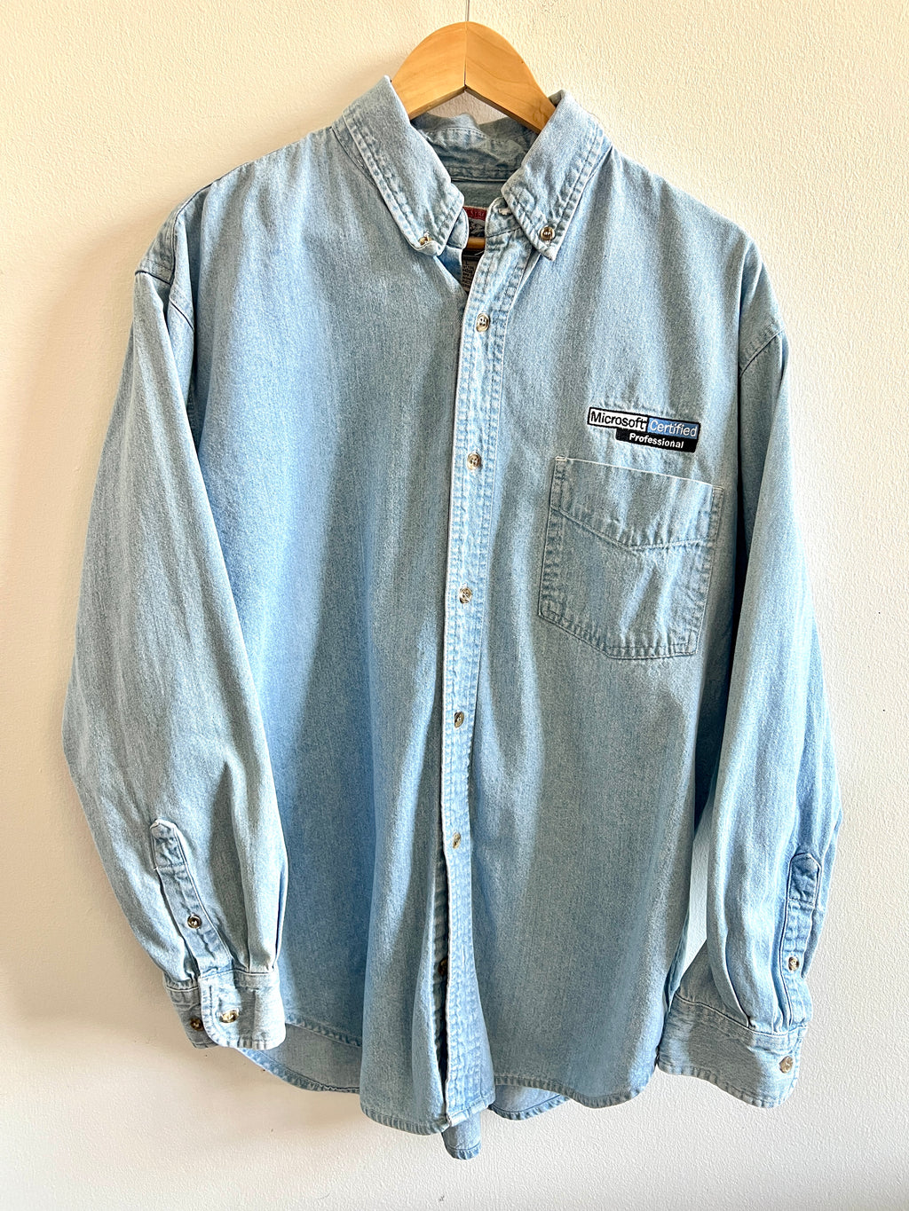 Vintage Microsoft Certified Professional ’00s Denim Button-Down Shirt – L