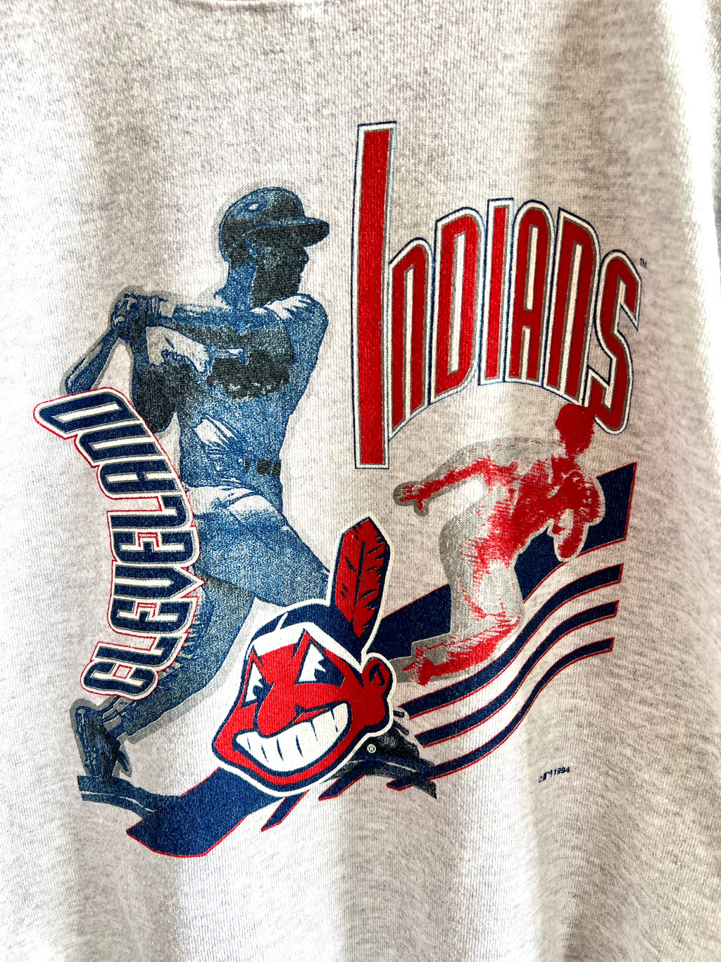 Vintage Cleveland Indians ’94 Youth Crewneck Sweatshirt – Youth Large