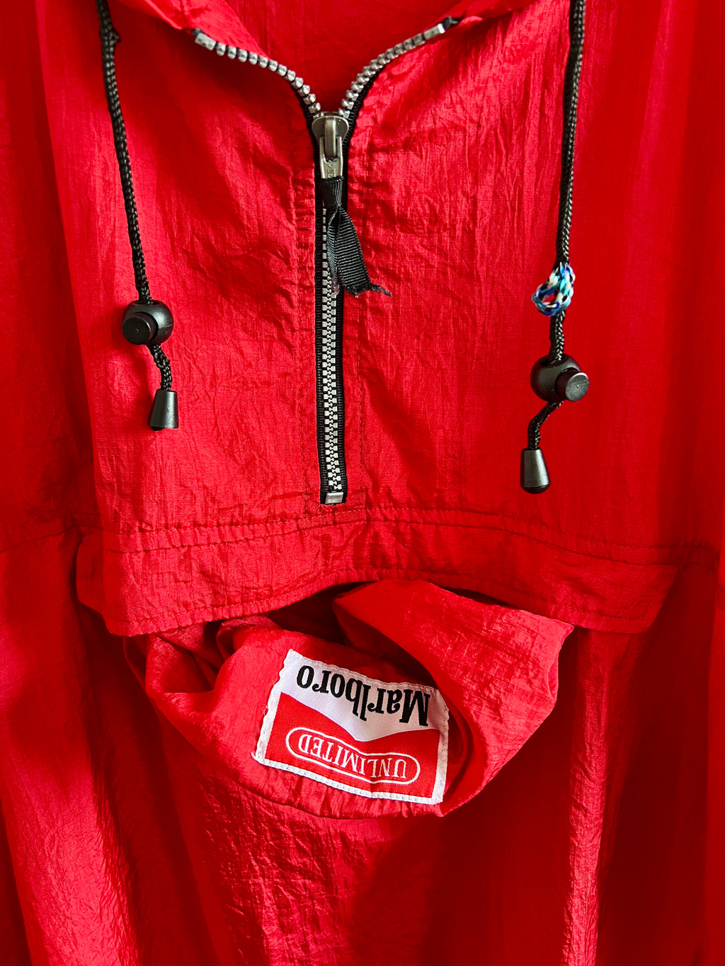 Vintage Marlboro ’90s Windbreaker Jacket – L/XL