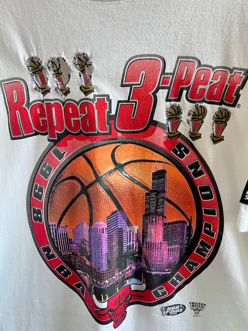 Vintage Chicago Bulls NBA Champions ’98 T-Shirt – XL
