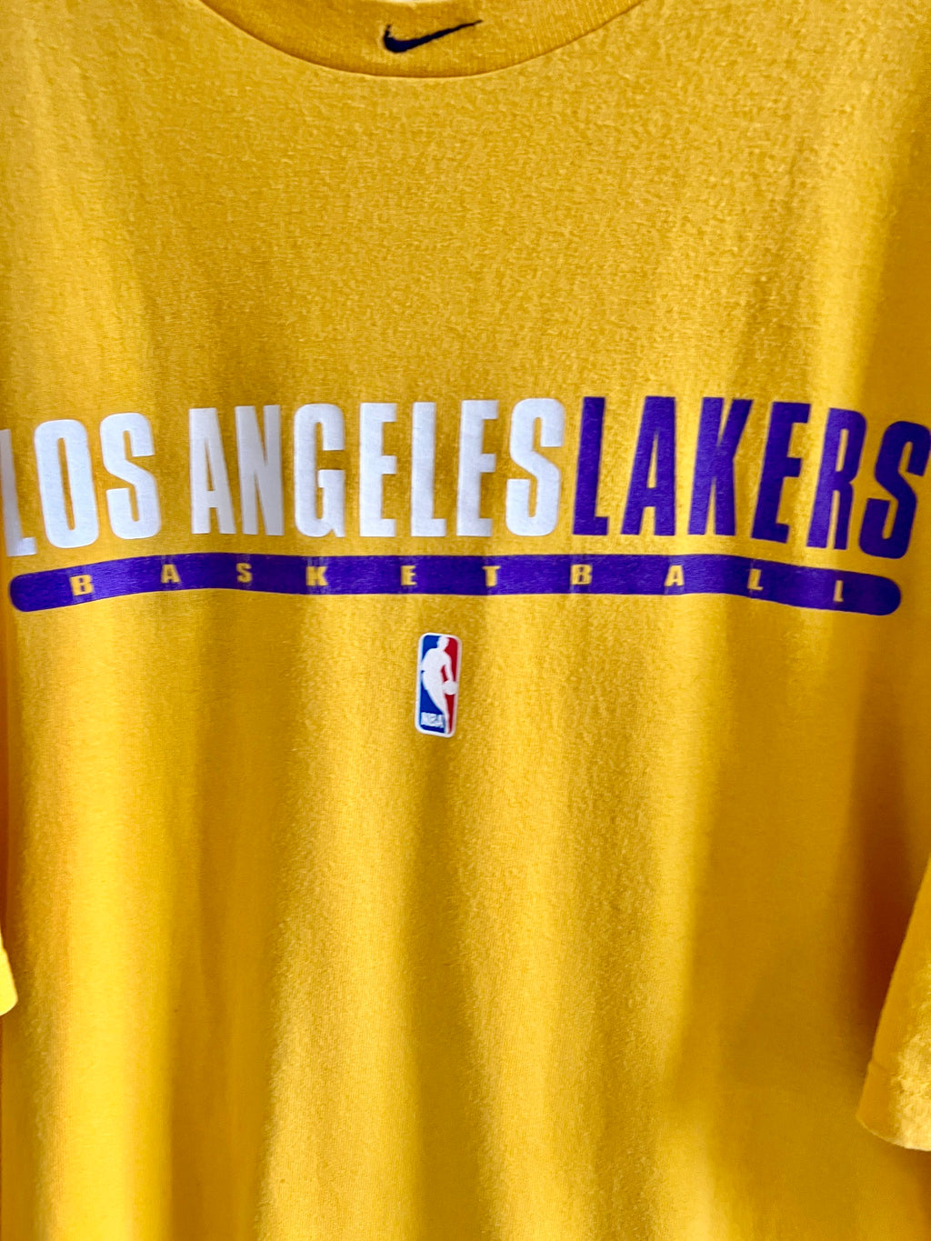 Vintage Los Angeles Lakers Nike ’90s T-Shirt – XXL
